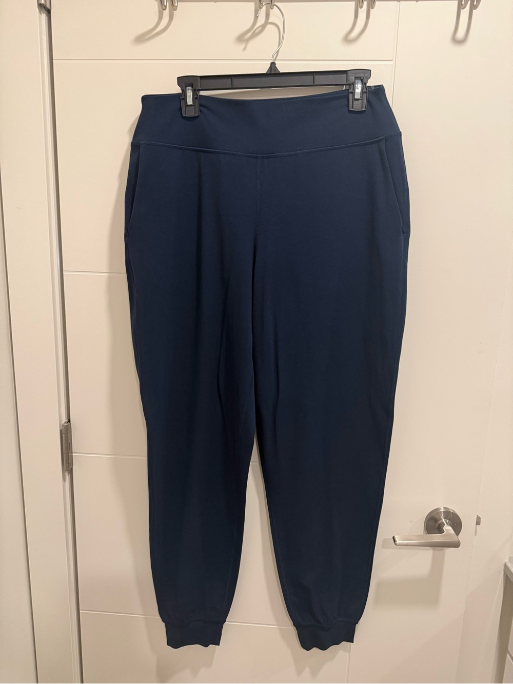 lululemon athletica True Navy align High-Rise Joggers